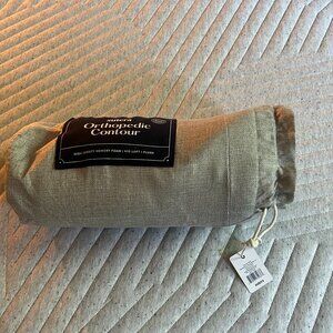 NIB Sutera Pillow